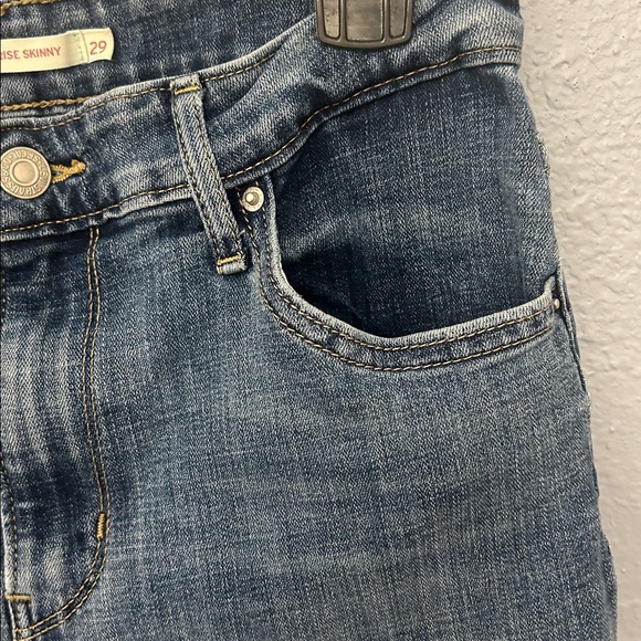 Levi Strauss Blue Jeans - Picture 4 of 8